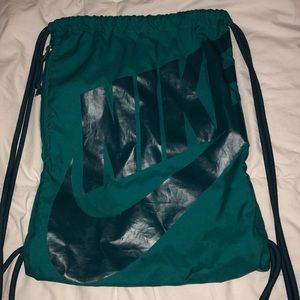 Green nike bag